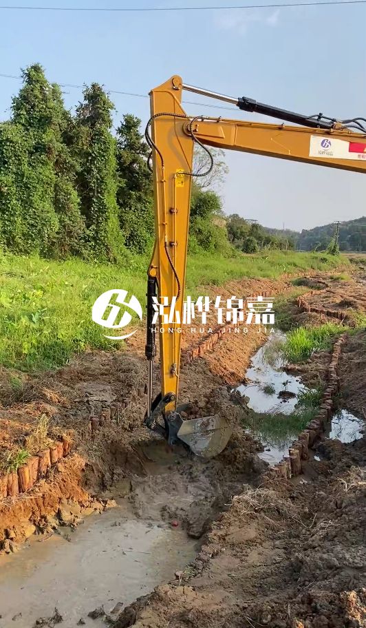 淄博河道清淤專業(yè)施工-打完木樁后清淤如何防止木樁損壞？